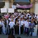 Manifestation de soutien à la maternité des Lilas